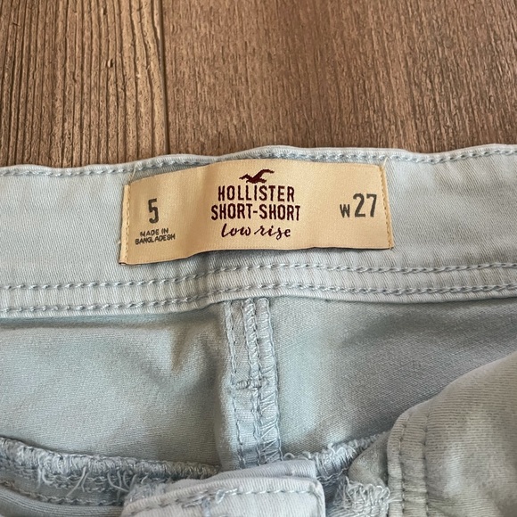 Hollister Jean Shorts - Picture 2 of 2